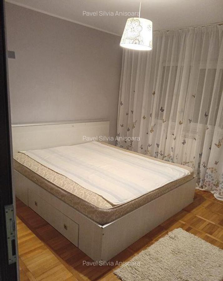 Apartament 3 camere decomandat Etaj 1/4 Mazepa 2 - 3