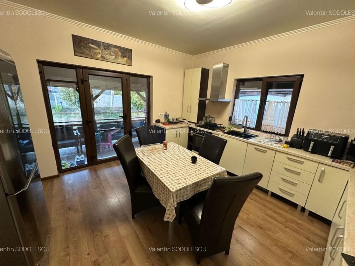 Casa parter cu carpot - 13