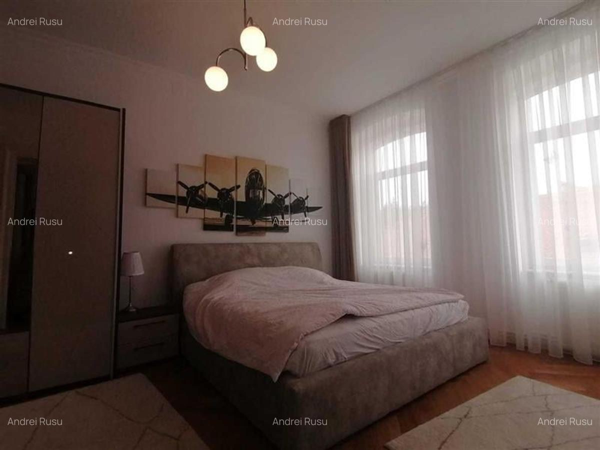 Apartament cu 3 camere decomandat în Centrul Istoric - 6