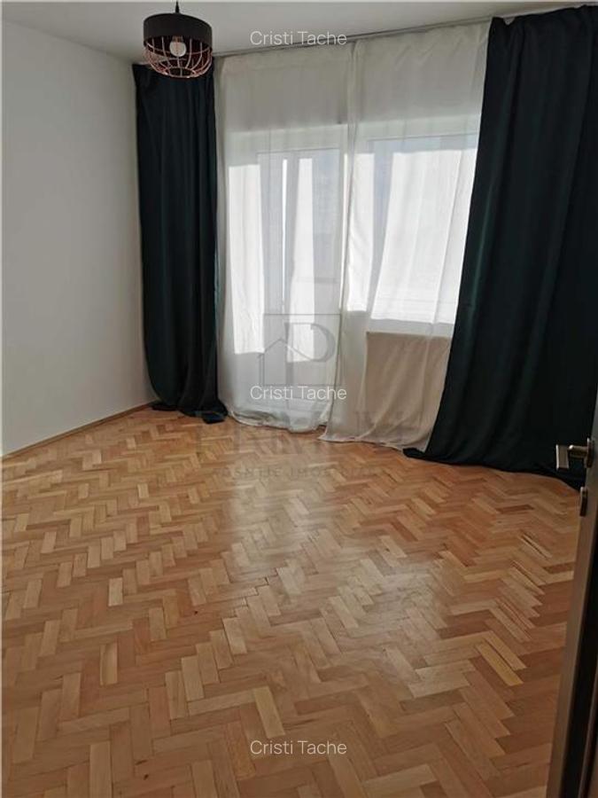 SOARELUI - RENOVAT - 3 camere - 2 balcoane - clima - 6