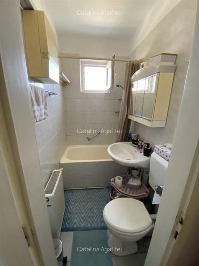 Apartament 2 camere, mobilat complet, etaj 3, cartierul Florilor - 7