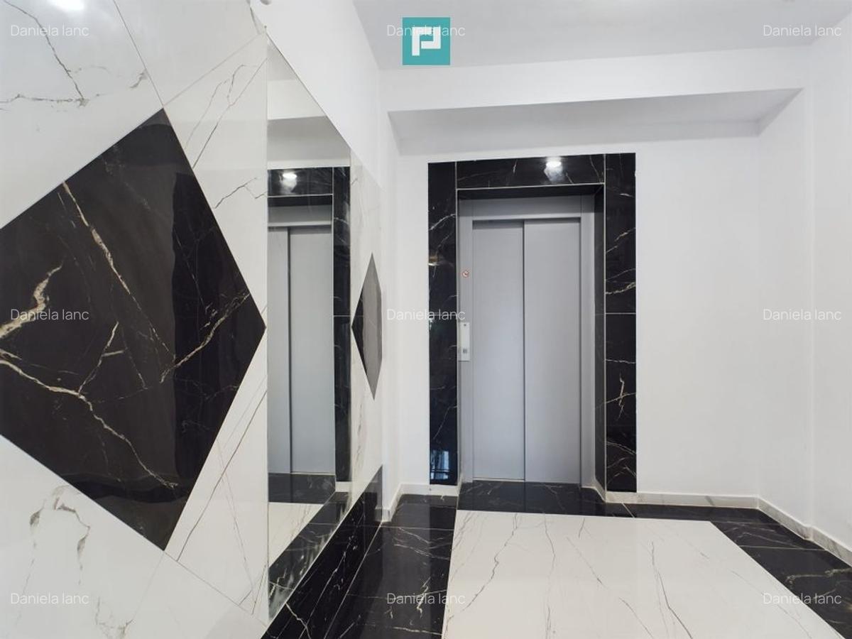 Apartament cu 3 camere decomandat în Giroc - 1