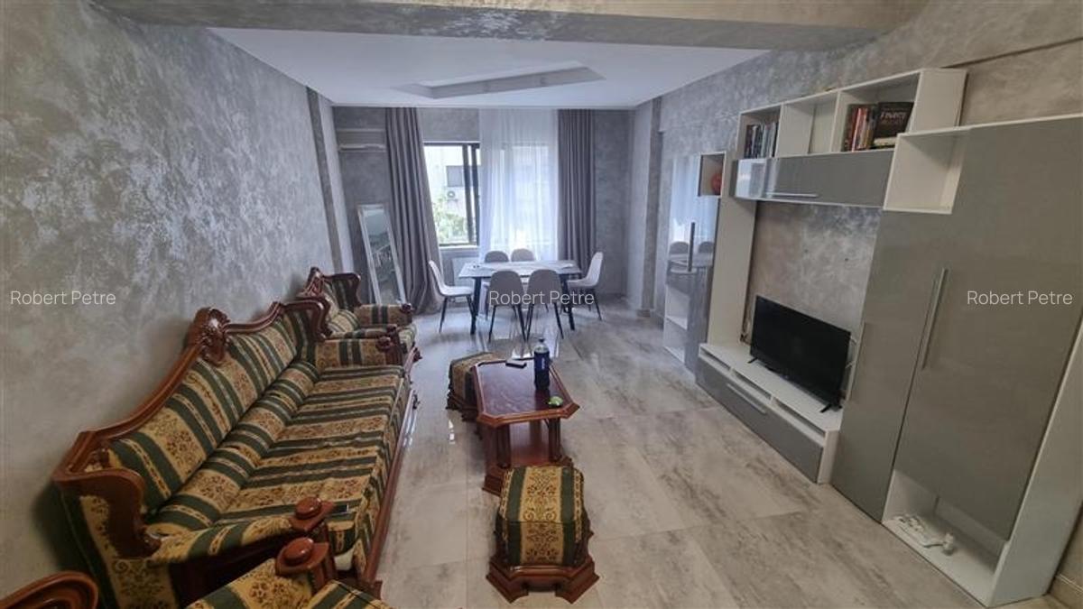 3 camere 107mp Piata Unirii - 1