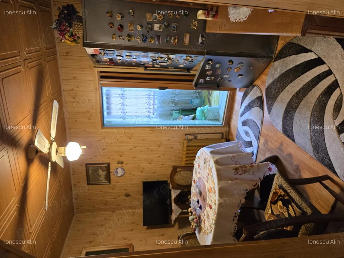 Apartament 3 camere, decomandat, etajul 1 - 9 Apartament 3 camere, decomandat, etajul 1 - 9