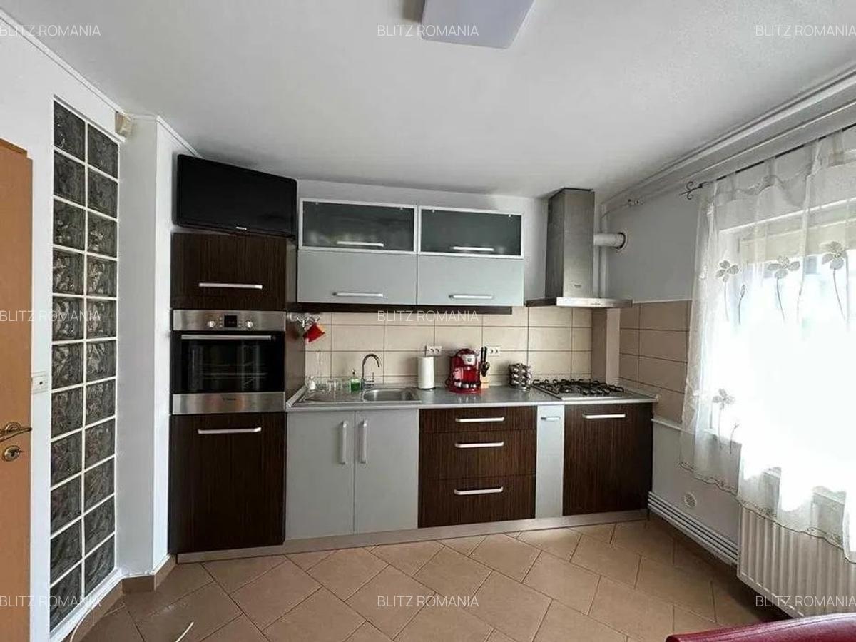Apartament cu 3 camere, decomandat, Calea Bucuresti, CT, AC! - 3