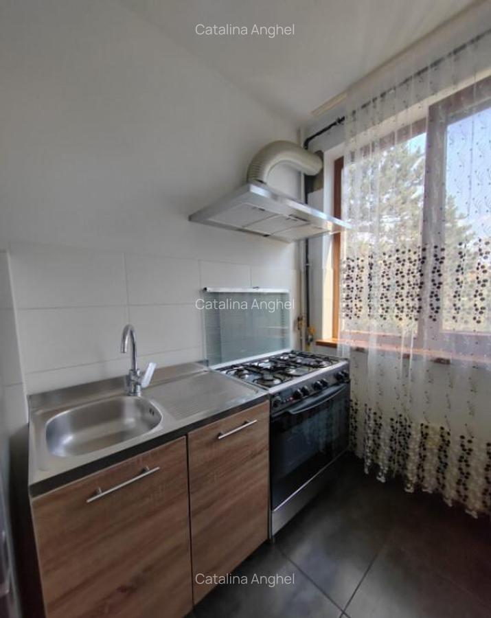 Apartament 3 camere, etajul 3/9, zona Nord- Spitalul Judetea - 8