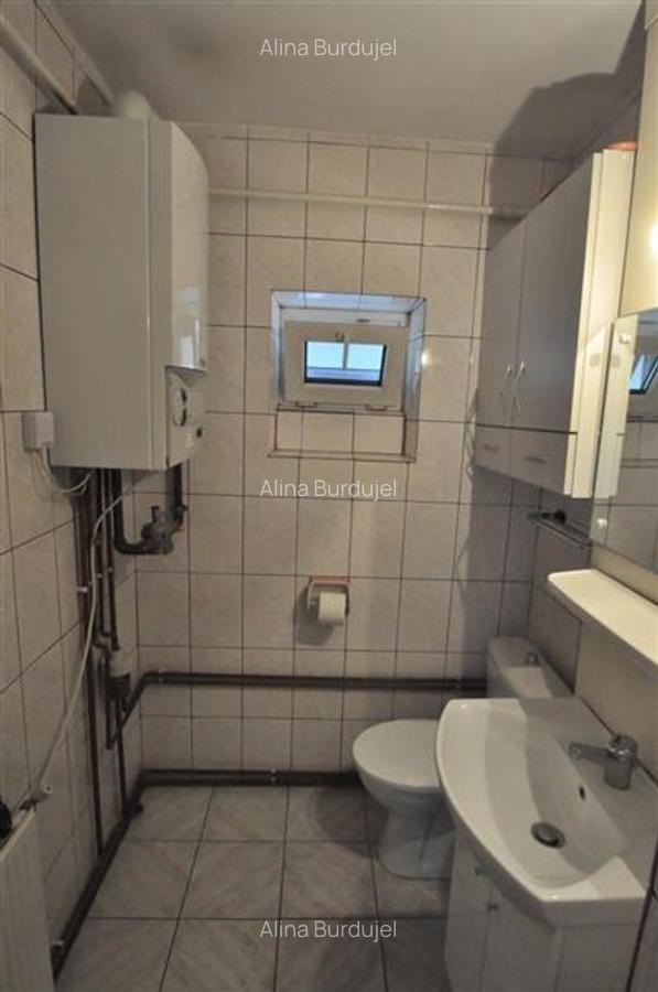 Spatiu comercial,vitrinat,doua intrari,acces facil, Calea Bucuresti,Astra,Brasov - 9