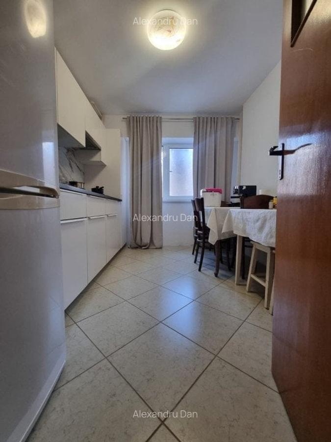 Apartament 4 camere-decomandat- Bulevardul Ferdinand / Mihai Bravu - 14