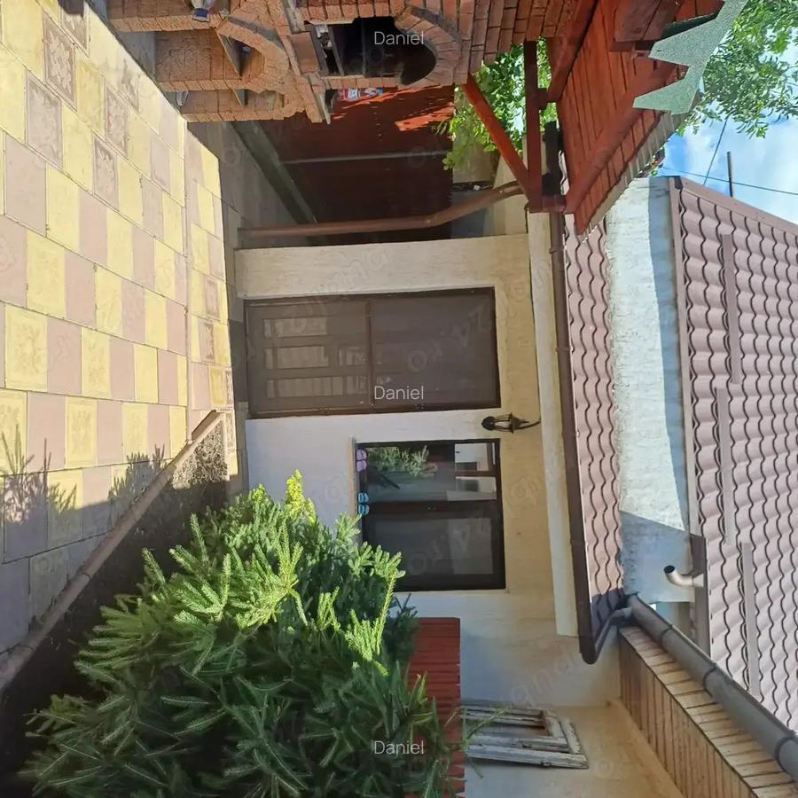 Casa mobilata de vanzare - 1