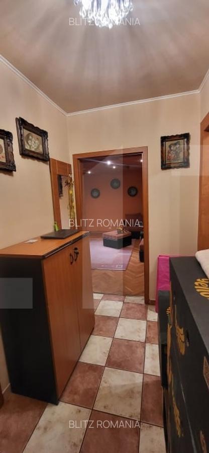 Apartament cu 4 camere decomandat, mobilat în Circumvalațiunii - 8