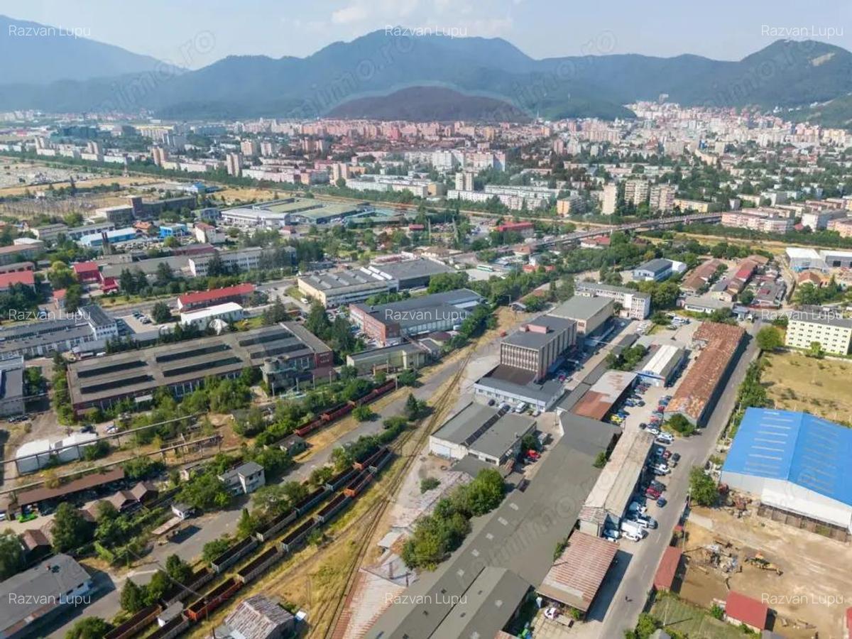 Proprietate industriala cu multiple unita?i Bra?ov, zona Uzina 2 - 4