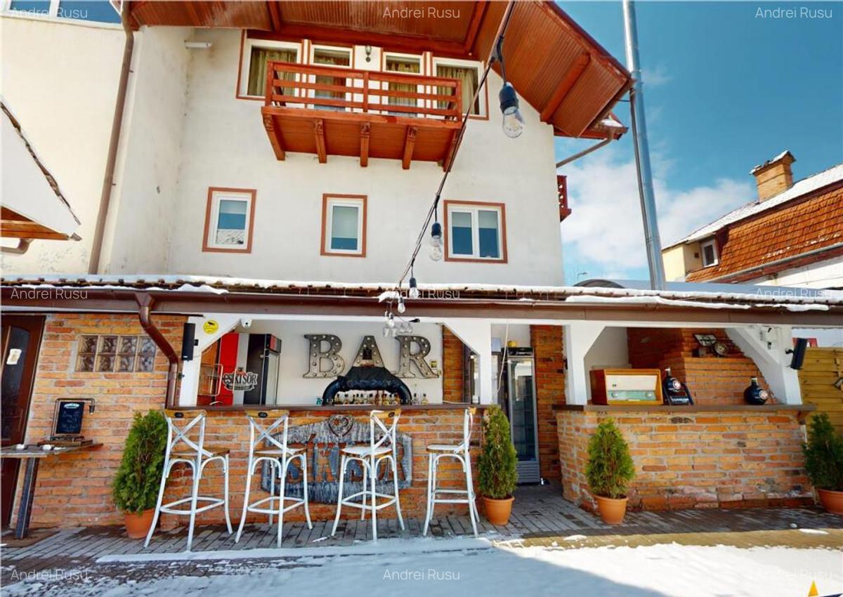 LIVE! Restaurant terasa, Centrul Istoric - Piata Unirii, Bra - 1