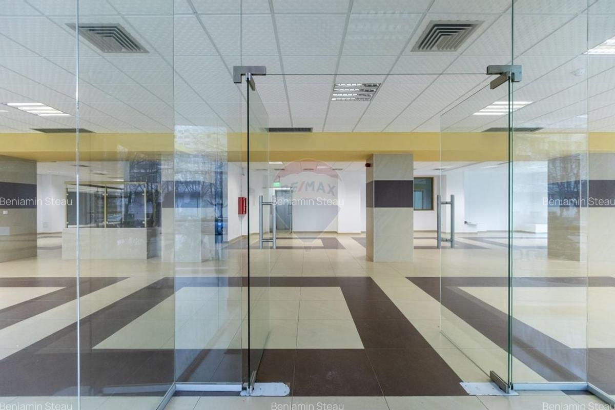 Imobil premium in centrul Bacaului - imagine si vizibilitate - 5