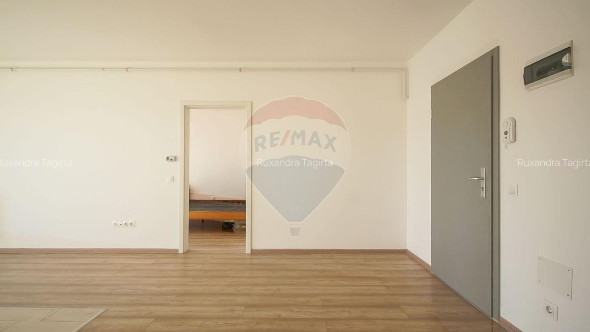Apartament nelocuit cu priveliste deosebita|parcare|boxa - 4