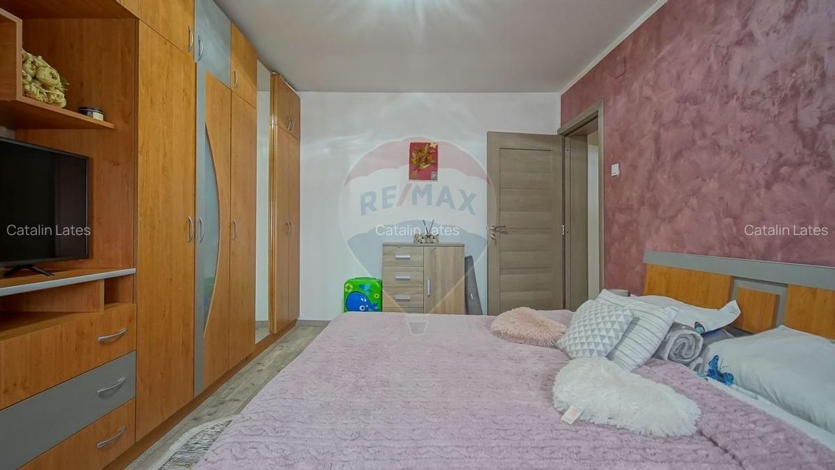 Apartament cu 3 camere de vanzare, Florilor Rasnov, Comision 0% - 15 Apartament cu 3 camere de vanzare, Florilor Rasnov, Comision 0% - 15