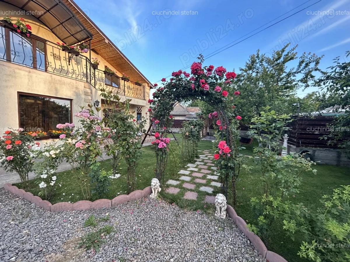 Vand casa stil conac la cheie !! - 1