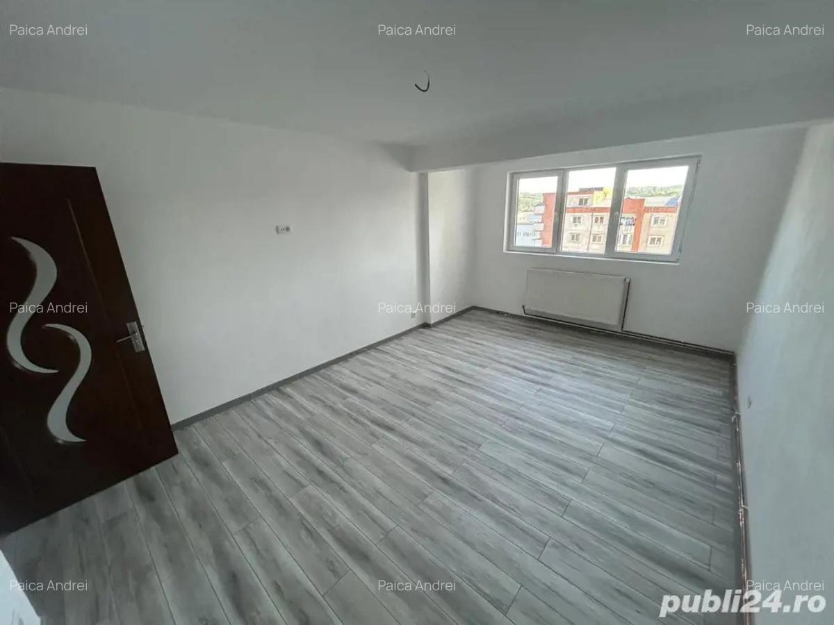 Apartament 3 camere semidecomandat Micro 3 - 3