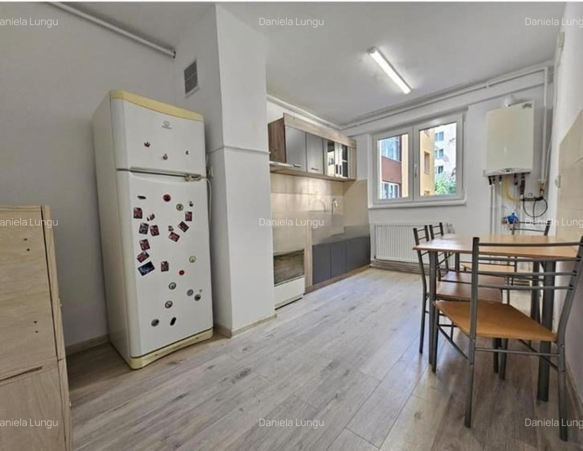 Apartament 3 camere, recent renovat, mobilat partial, Grivitei, Brasov - 7