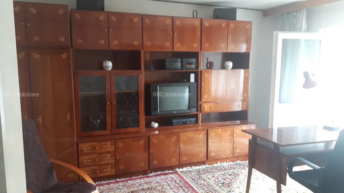 Apartament 3 camere cu 2 bai si balcoane in Zorilor - 2