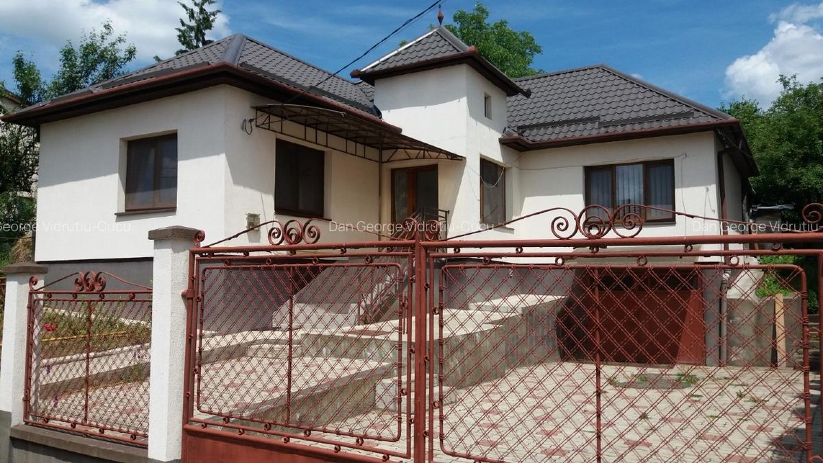 Casa indep, 3 cam decom+garaj, finisata-mobilata, 764mp teren; cadrastrat - 1