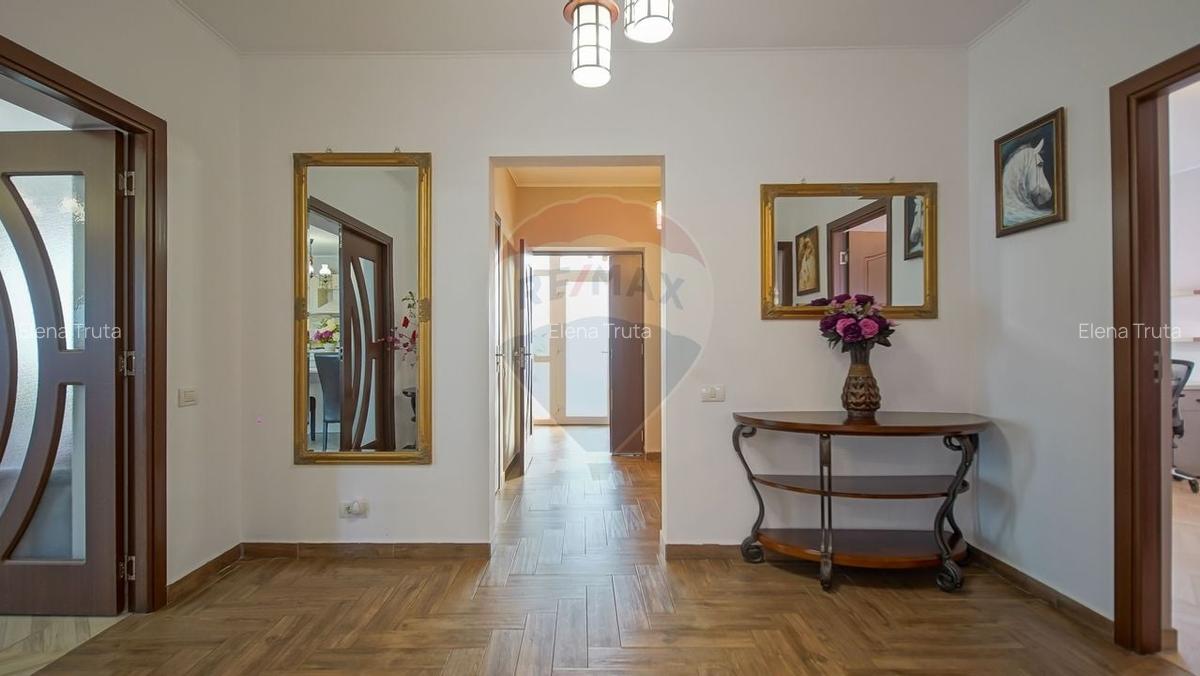 Casa parter pe teren 750 mp in Sanpetru - Comision 0% - 13