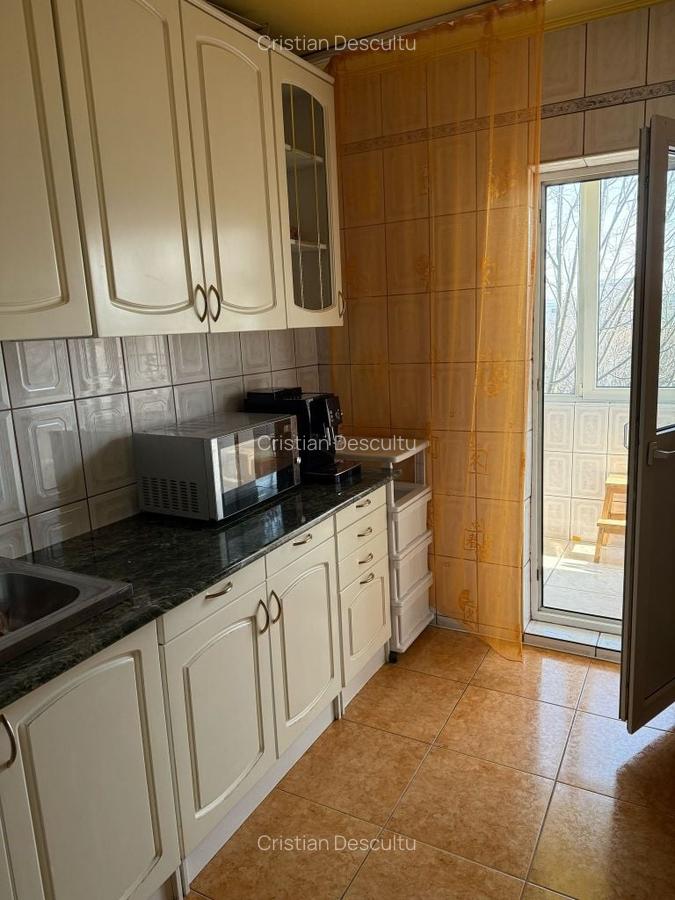 Apartament cu 2 camere decomandat, mobilat în Băneasa - 3