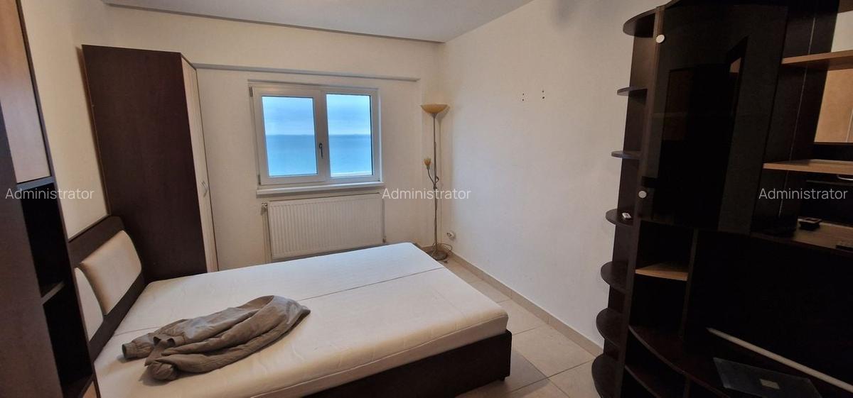 Vedere frontal la mare, 3 camere decomandate. - 2