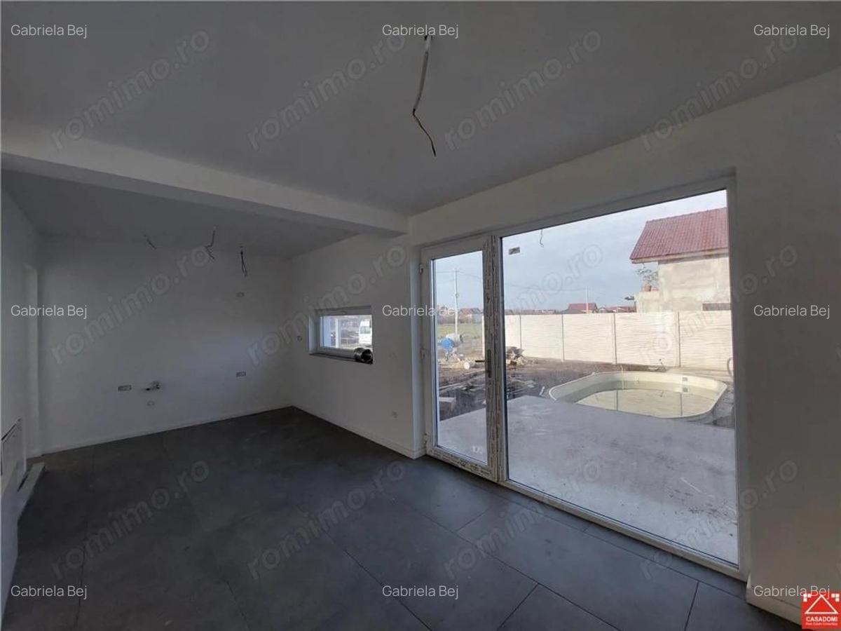 Casa noua cu piscina in Fantanele - 5