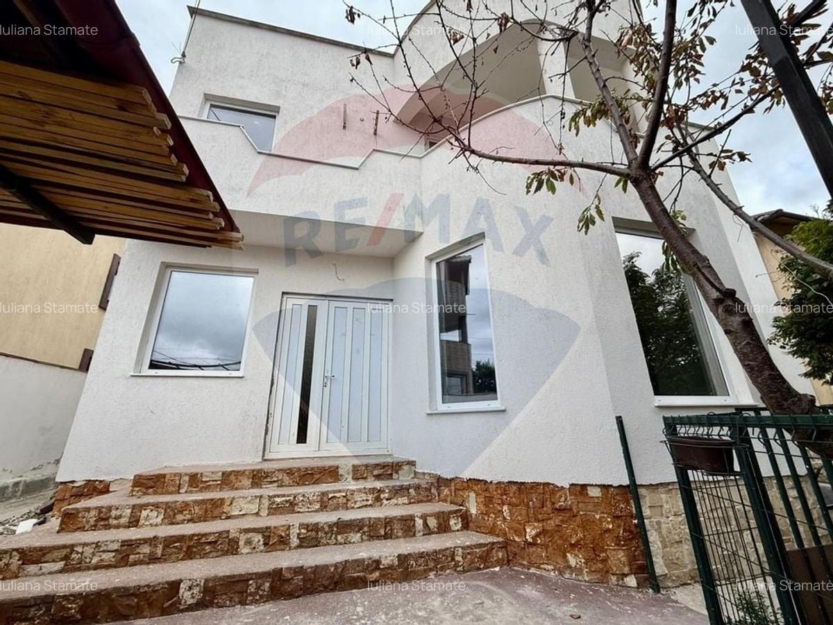 Casa tip pensiune de vanzare in Eforie Nord teren 300 mp - 17