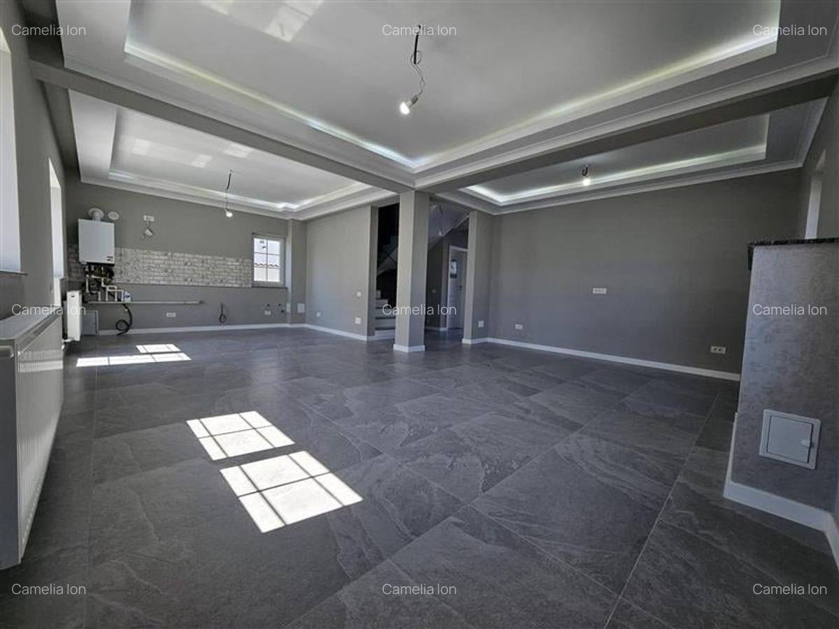 Casa / Vila 178 mp - Bragadiru  /  Cartier Independentei - 3