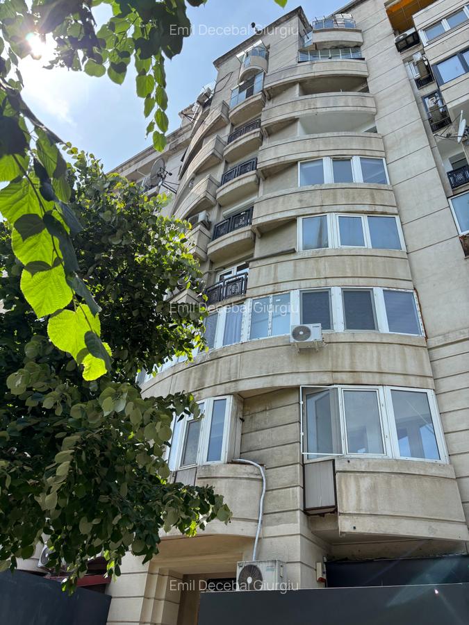 DECEBAL,oportunitate de achizitie in inima capitalei,metrou,parcare subterana - 1