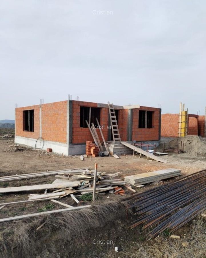 Casa in ro?u O?orhei - 6