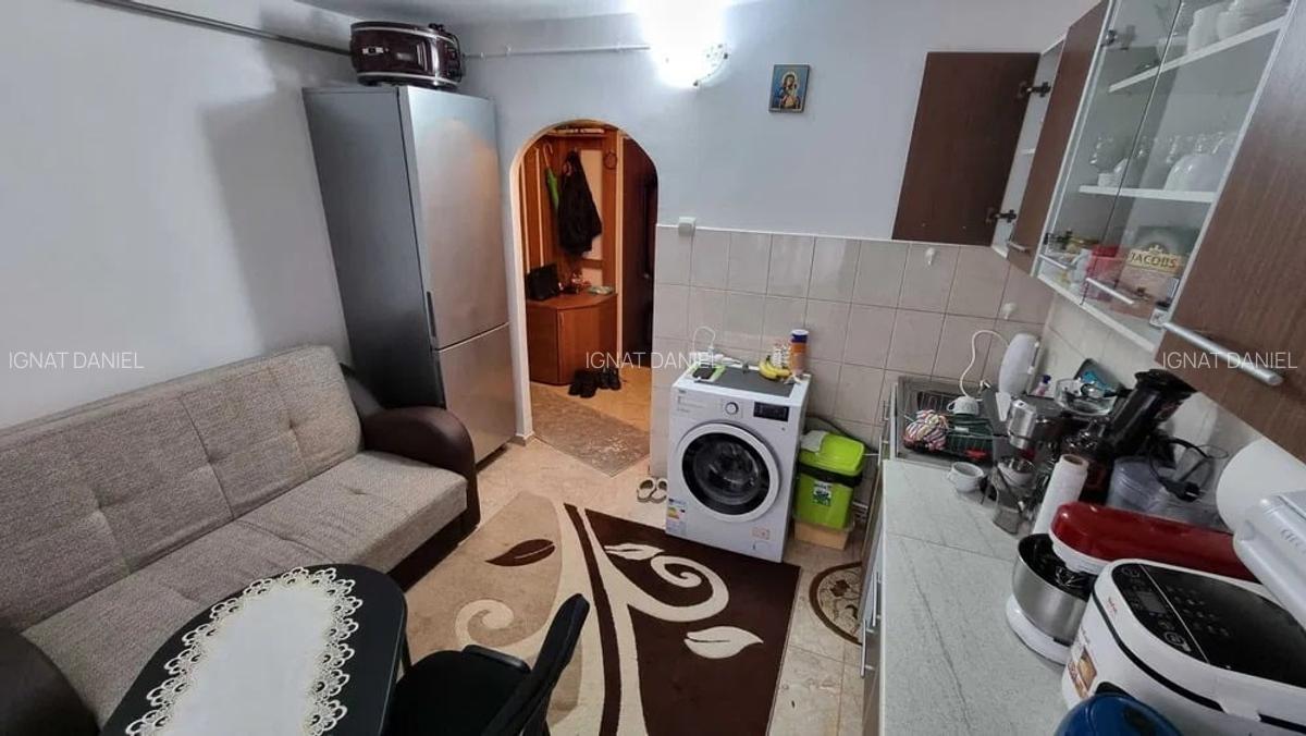 Apartament cu 1 camera, zona Baza 3 - 5