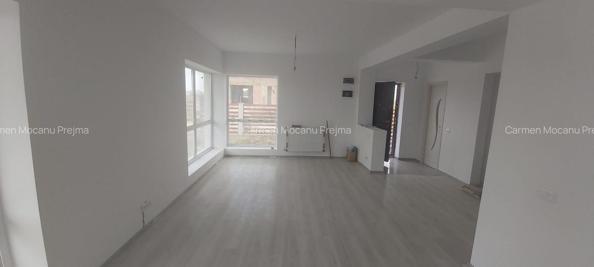 Casa individuala,finalizata,str.Primaverii.Pret imbatabil ! Mutare imediata ! - 16