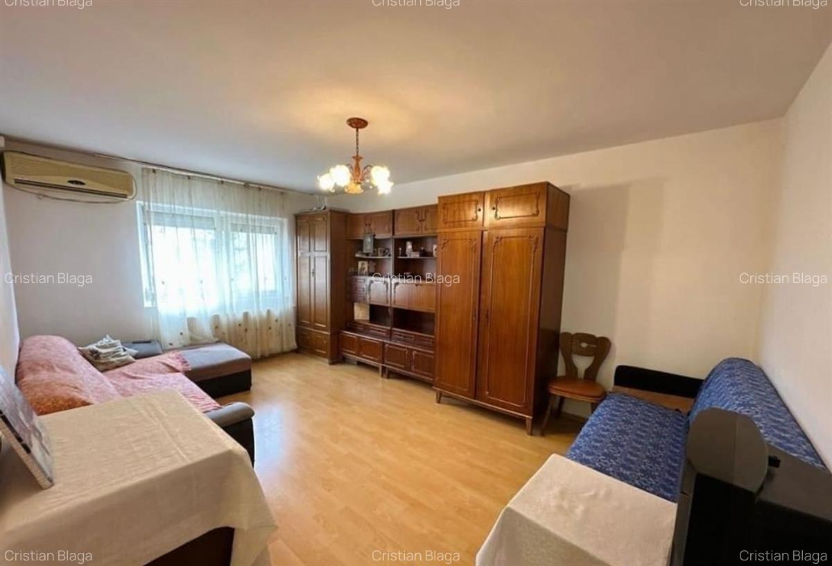 Apartament cu 3 camere decomandat în Rogerius - 6