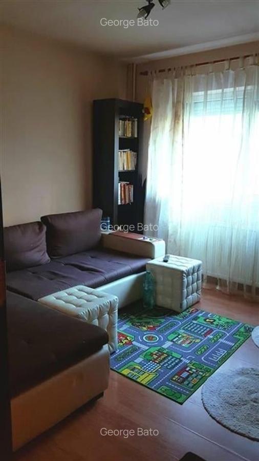 Apartament cu 4 camere decomandat în Rogerius - 3