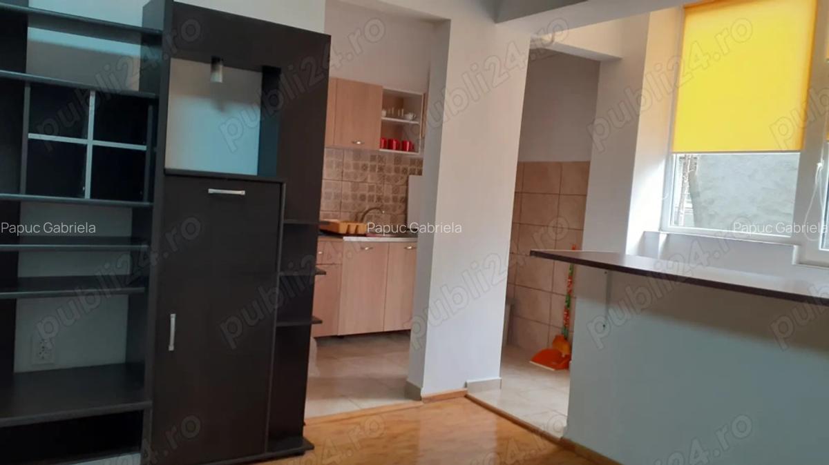 Inchiriez garsoniera - 1