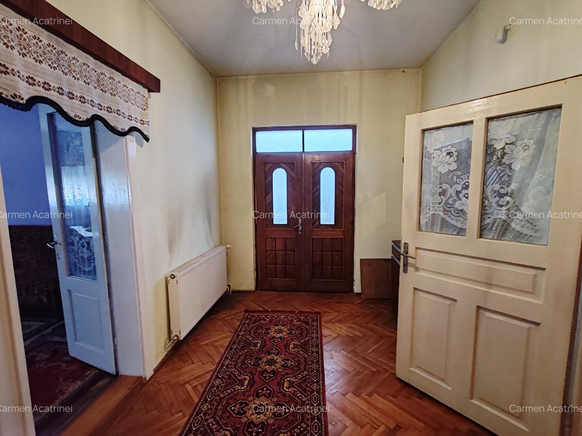 Casă cu 4 camere în Tărlungeni - 14