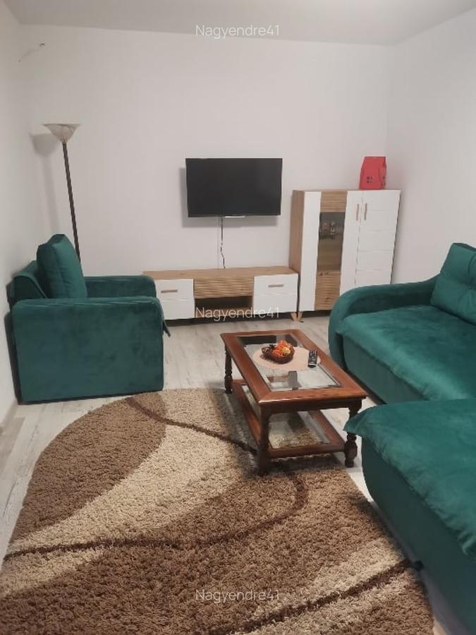 Artanemt 2 camere de închiriat, zona Tractorul - 5