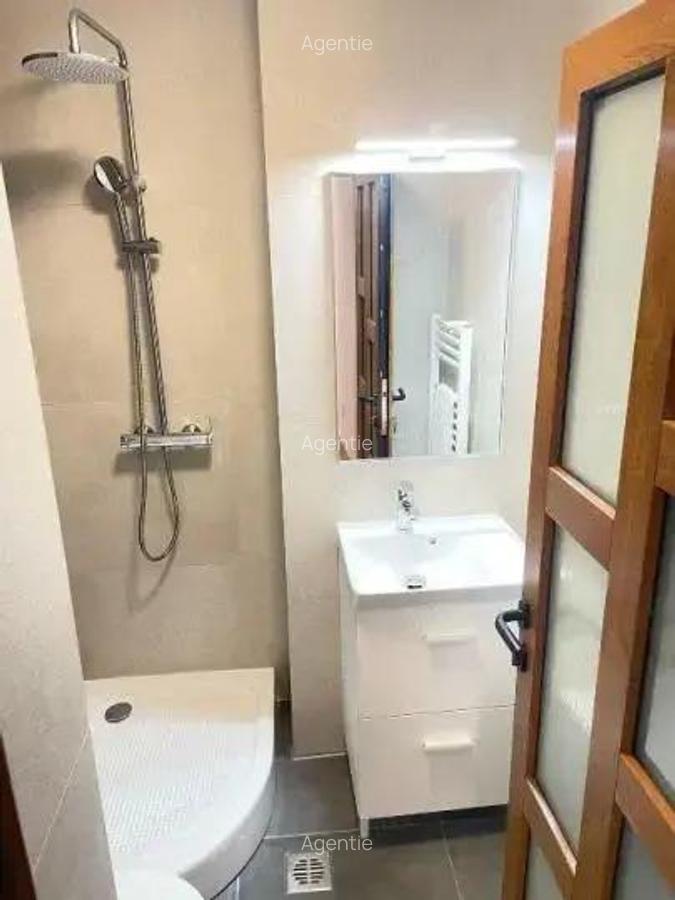 Apartament 4 camere Mall Vitan - 2