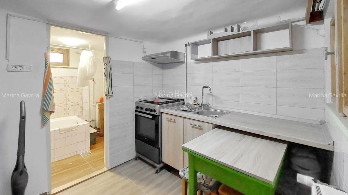 Apartament situat in vila - 4