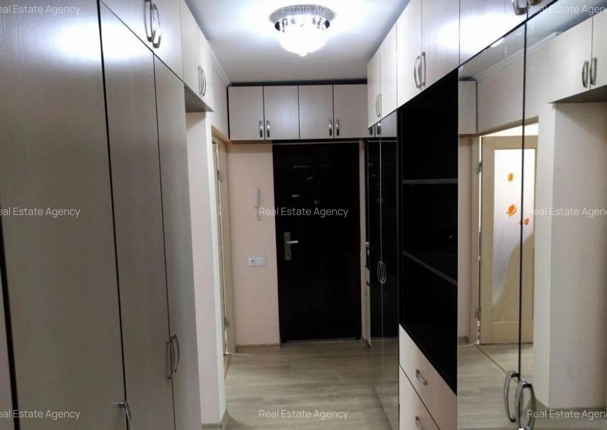 2 camere in zona Complex Studentesc - 5