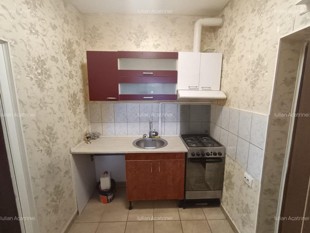 Garsonieră în Podu Roș - 3