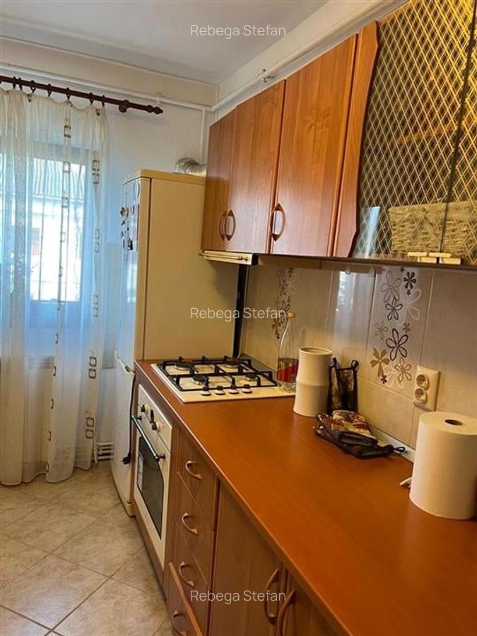 APARTAMENT 3 CAMERE, ZONA GARII - 13