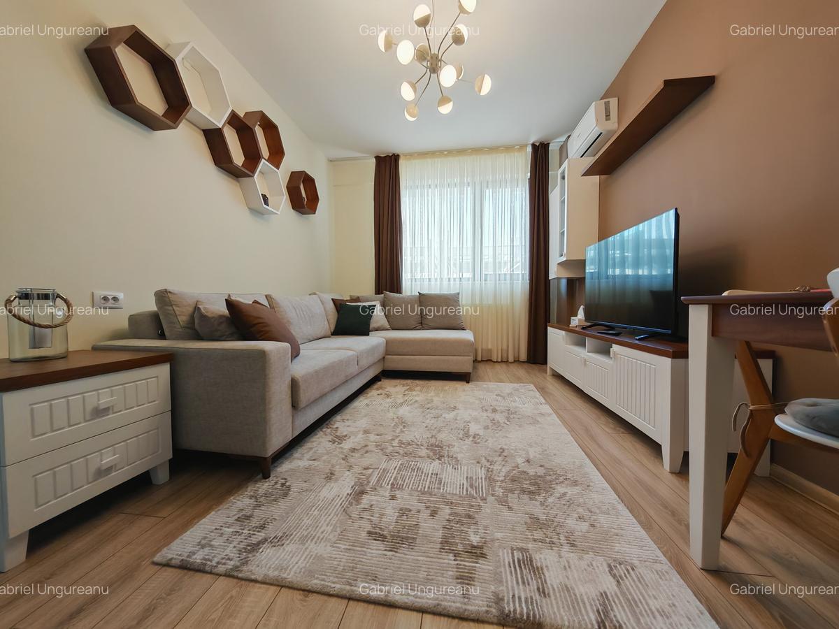 Garsoniera statiune Mamaia zona Cazinou maobilata si utilata - 1