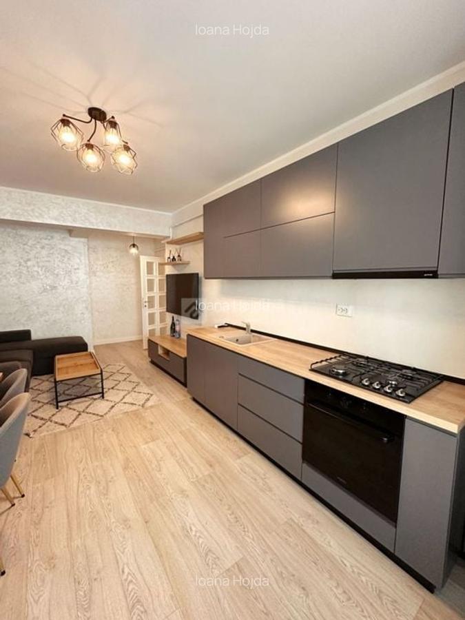 Royal Town, 3 camere ready to move, amenajat integral, terasa ampla - 4