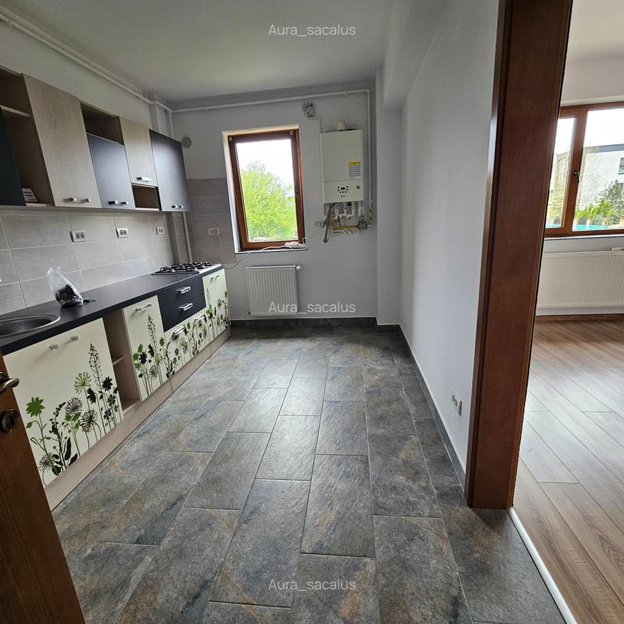 Apartament cu 3 camere decomandat în Sisești - 8