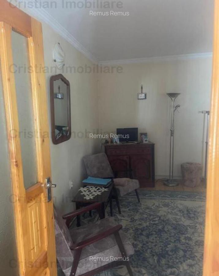 Casa 3 camere,decomandata, construcie anul 2000,Centru - 5