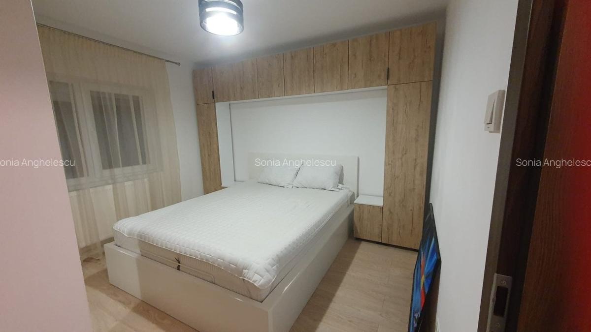 Apartament cu doua camere decomandat - 1