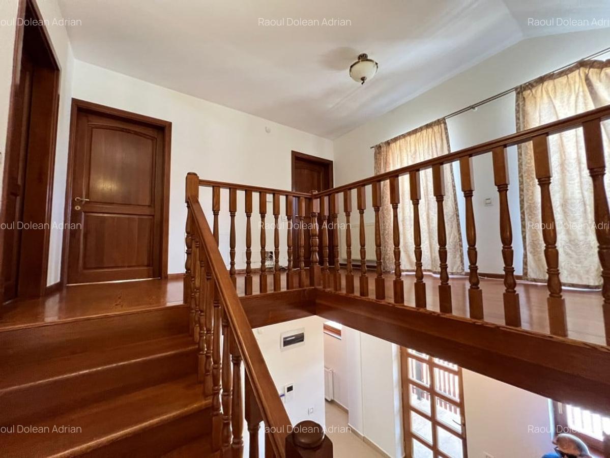 Vila cu  4 camere , 180 mp, curte, 5 parcari , terasa, Europa,, Eugen ionesco - 8